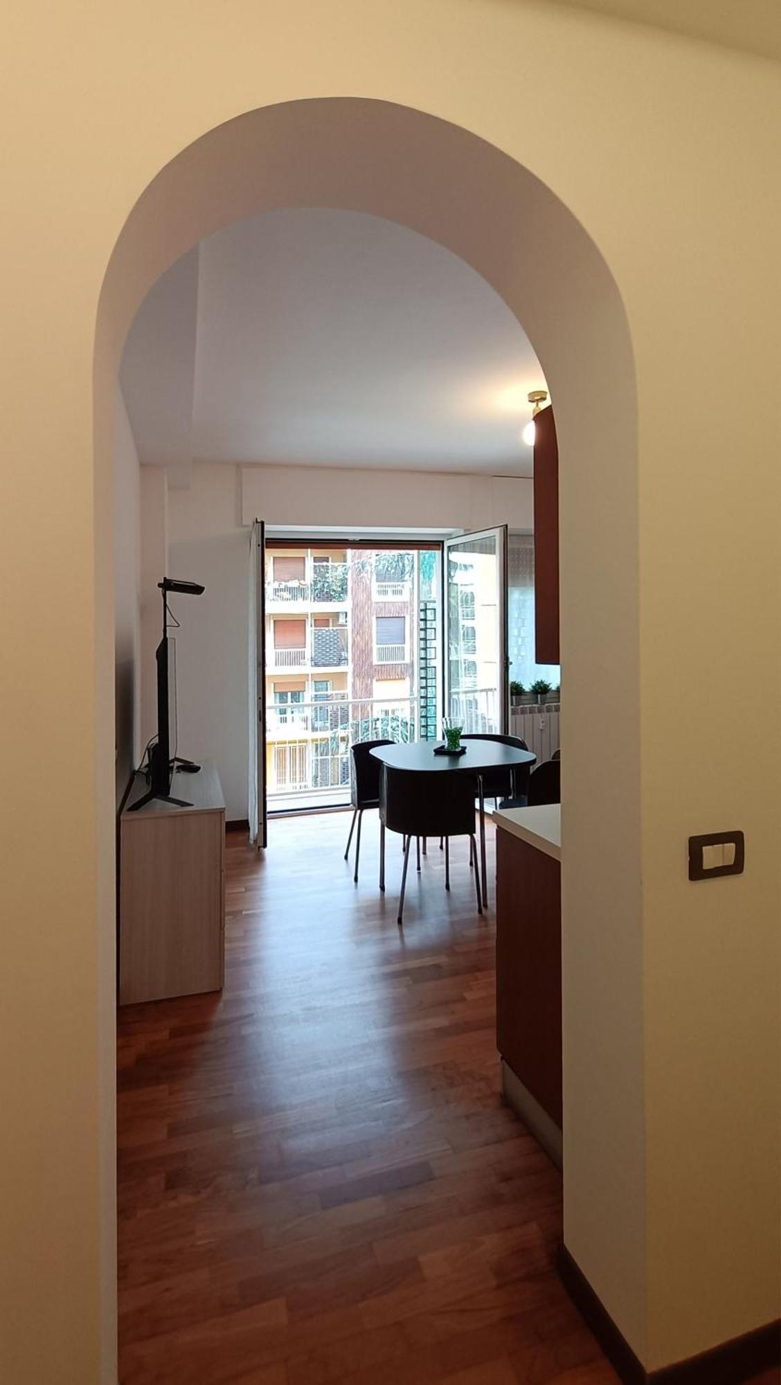 Sahi - Via Dei Ciclamini Mm1 Primaticcio, Stadio San Siro, Ospedale San Carlo ミラノ エクステリア 写真